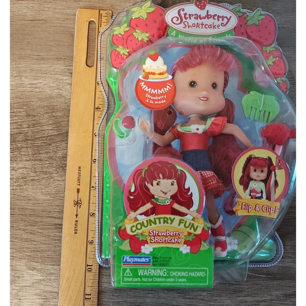 Playmates Strawberry Shortcake Country Fun Doll 6in Red Scented 2007 New